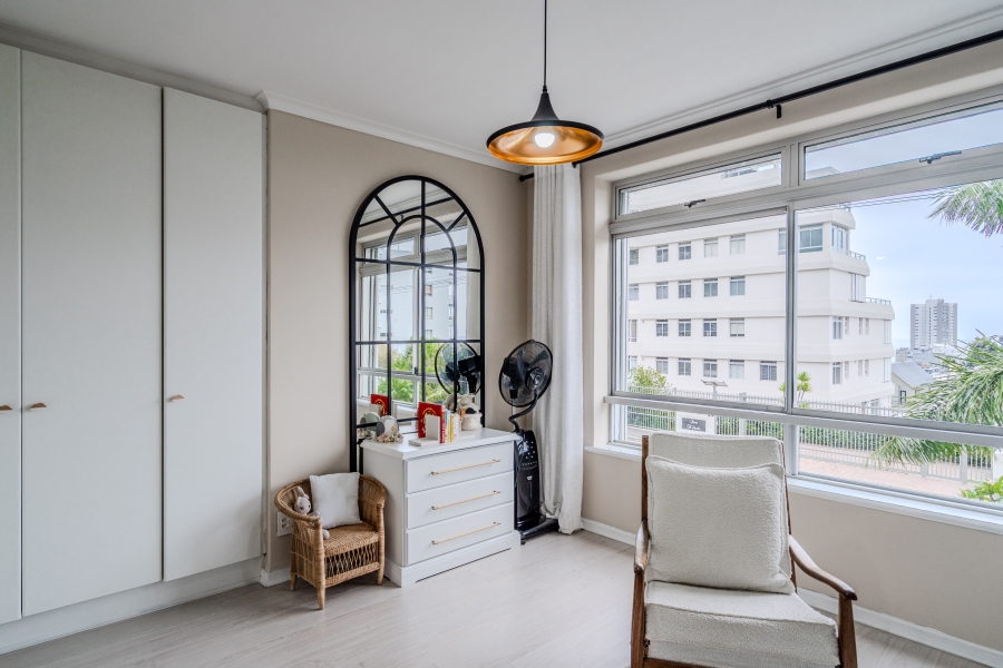 To Let 2 Bedroom Property for Rent in Fresnaye Western Cape